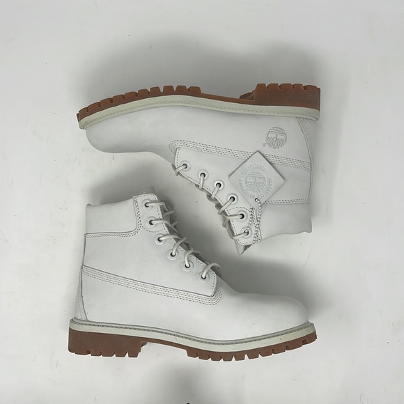 White Timberlands - Picture 5 of 12